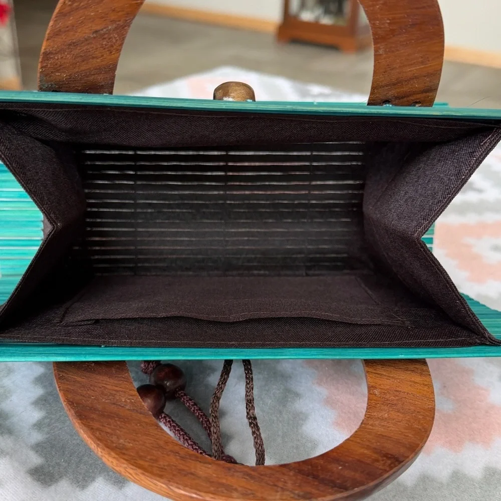 Teal Bamboo Clutch with Wooden Handle - Picture 6 of 13